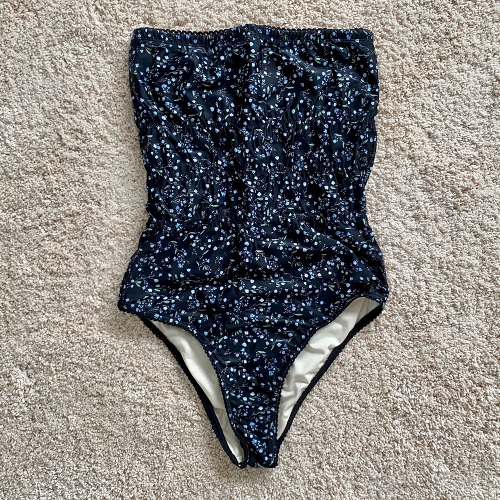 [Peony Swimwear] Floral Strapless Ruched Swimsuit AU8